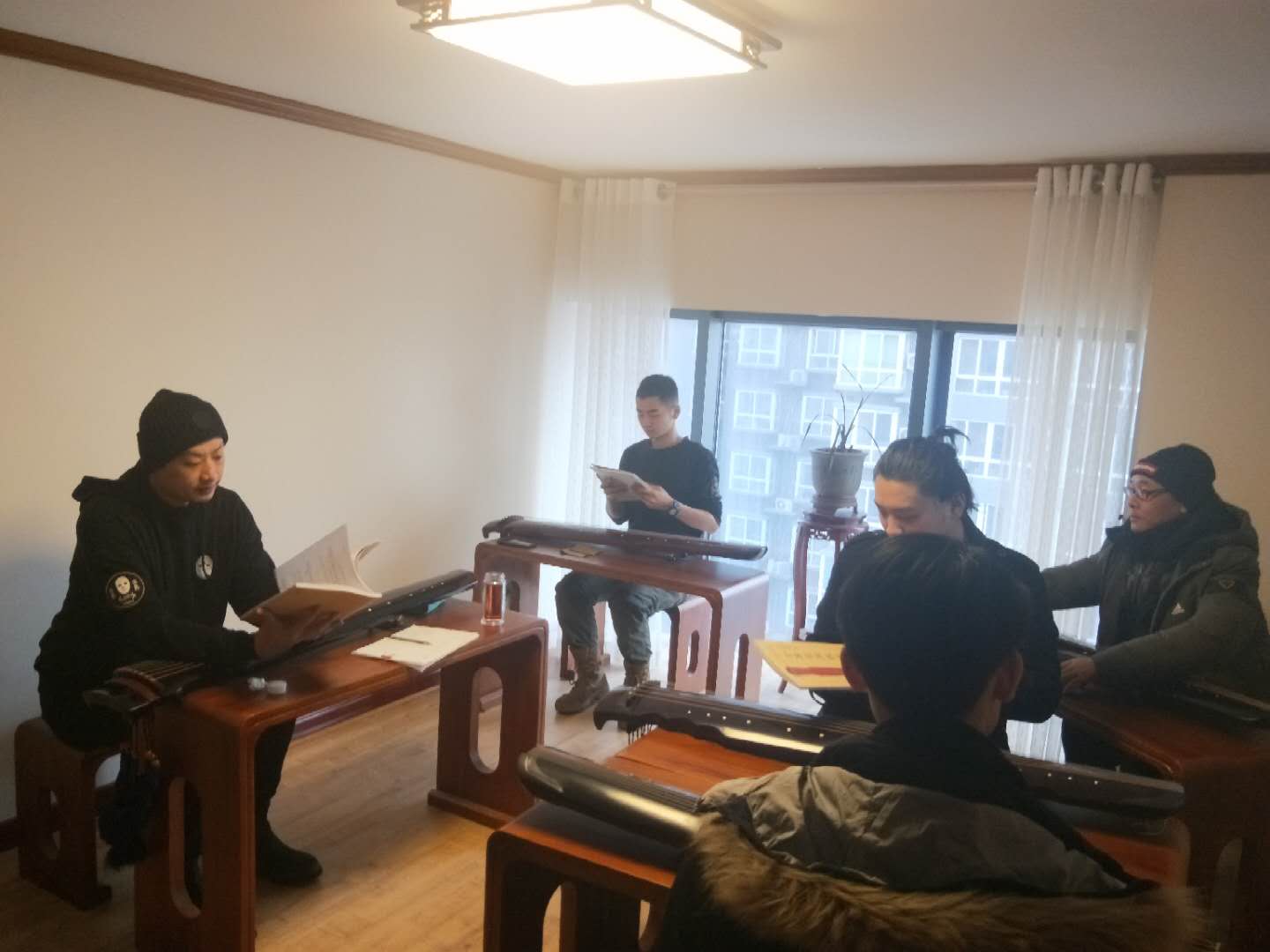 古琴培训·学员习琴