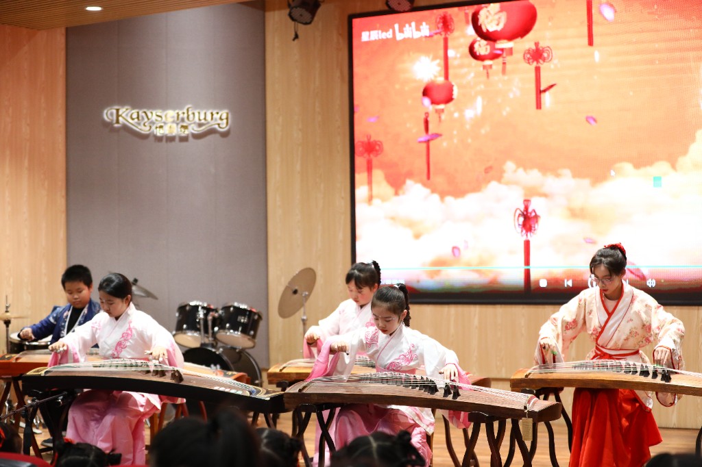 古筝与打击乐合奏